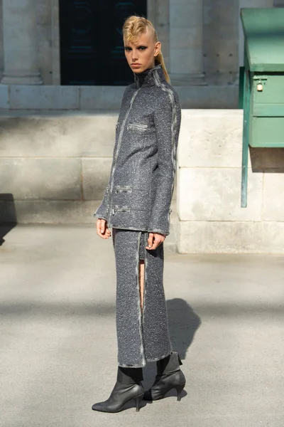 Look 5